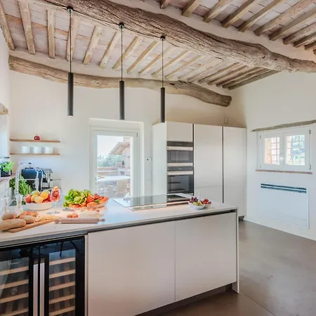 Villa Gioma - Completely Renovated *