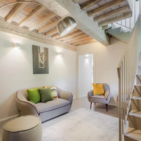Gioma - Completely Renovated
