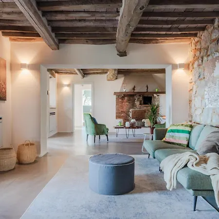 Villa Gioma - Completely Renovated
