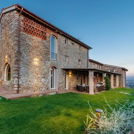 Gioma - Completely Renovated